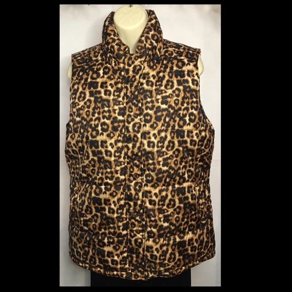 Size 14 Animal print outerwear vest. Quilted style vest. NWOT - Picture 5 of 12